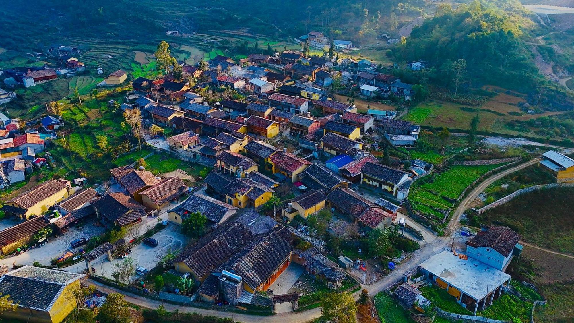 Tl Adventure Tour & Motorbike Aparthotel Ha Giang Exterior photo